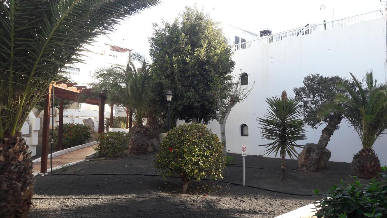 Sunny Self-Catering Apartment Costa Teguise, Lanzarote, Spain Buitenkant foto